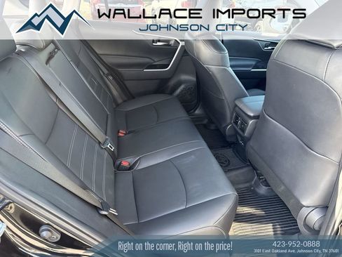Used 2022 Toyota RAV4 XLE Premium image 44
