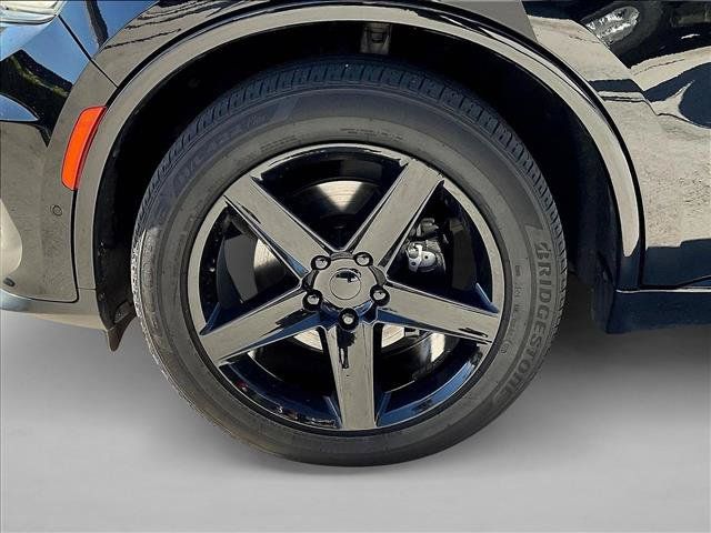 Used 2023 Dodge Durango R/T w/ Blacktop Package AWD/4WD image 8