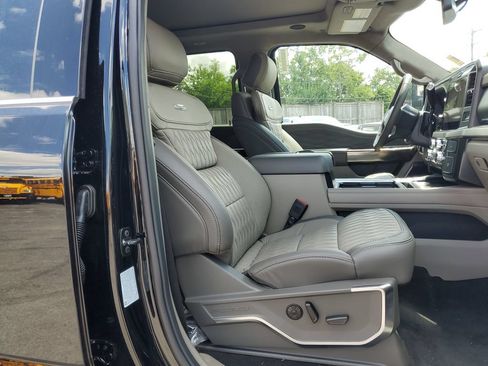 New 2026 Ford F350 Platinum w/ Platinum Plus Package AWD/4WD image 22
