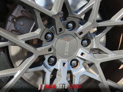 Used 2015 BMW Z4 sDrive35is RWD image 23