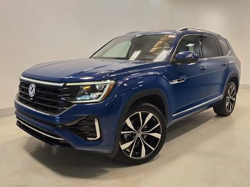 Used 2025 Volkswagen Atlas SEL Premium R-Line AWD/4WD image 31