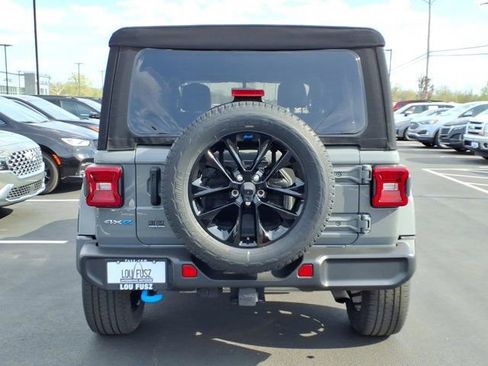 Used 2023 Jeep Wrangler Unlimited Sahara w/ Cold Weather Group image 30