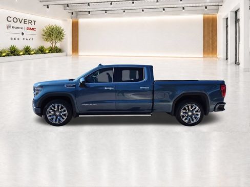 Used 2024 GMC Sierra 1500 Denali w/ Denali Reserve Package AWD/4WD image 9