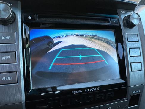 Used 2017 Toyota Tundra SR5 w/ SR5 Upgrade Package image 23