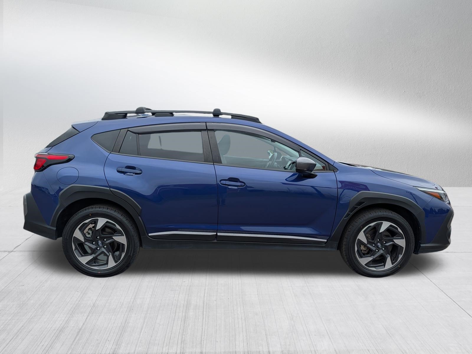 Used 2024 Subaru Crosstrek 2.5i Limited AWD/4WD image 8