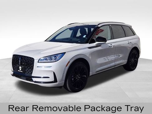 Certified 2023 Lincoln Corsair Reserve w/ Equipment Group 202A image 5