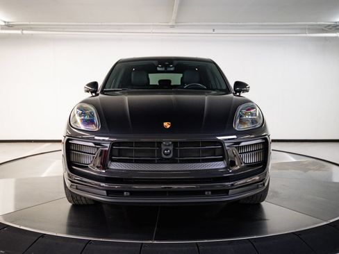 Certified 2023 Porsche Macan S AWD/4WD image 10