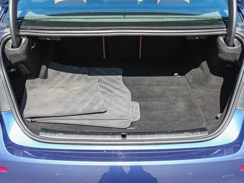 Used 2022 BMW 530e w/ Premium Package image 27