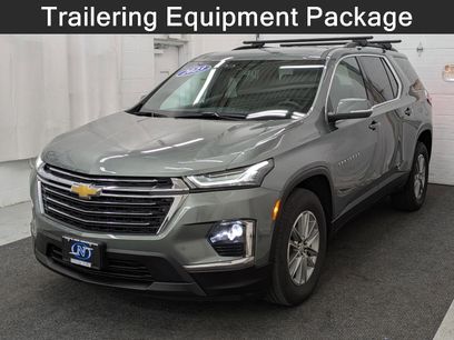 Used 2023 Chevrolet Traverse LT