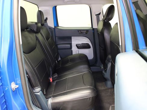 Used 2025 Ford Maverick XLT AWD/4WD image 18