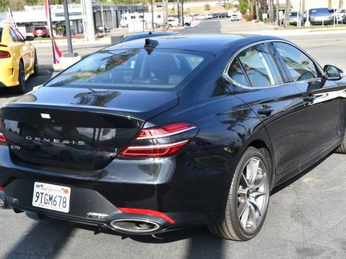 Used 2025 Genesis G70 2.5T RWD image 7