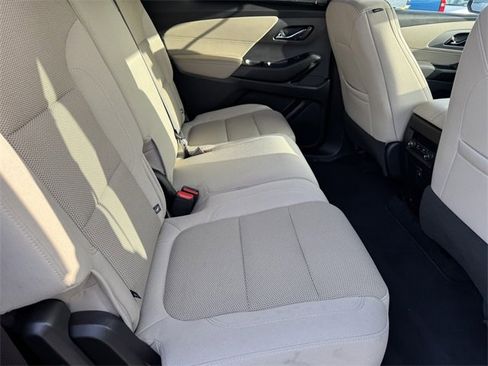 Certified 2022 Chevrolet Traverse LS image 7