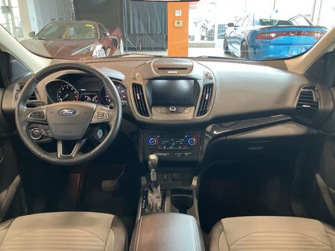 Used 2017 Ford Escape SE w/ Equipment Group 201A image 24