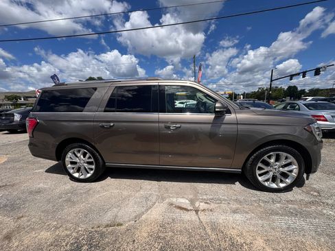 Used 2018 Ford Expedition Max Limited w/ Equipment Group 302A AWD/4WD image 7