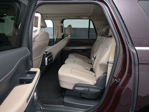Used 2024 Ford Expedition Max Limited image 14