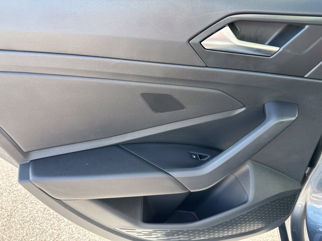 Certified 2025 Volkswagen Jetta S FWD image 12