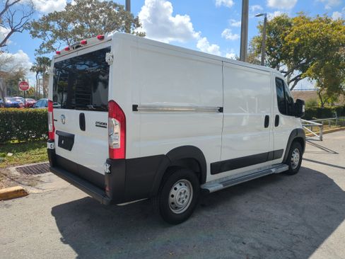 Used 2023 RAM ProMaster 2500 image 5