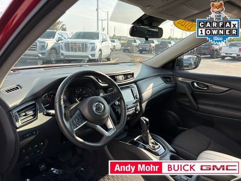 Used 2020 Nissan Rogue SV AWD/4WD image 15