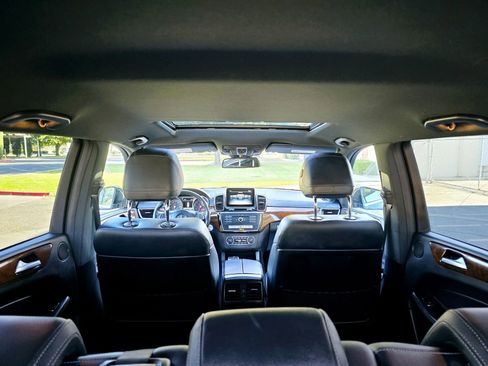 Used 2019 Mercedes-Benz GLS 450 4MATIC w/ Premium 1 Package image 55