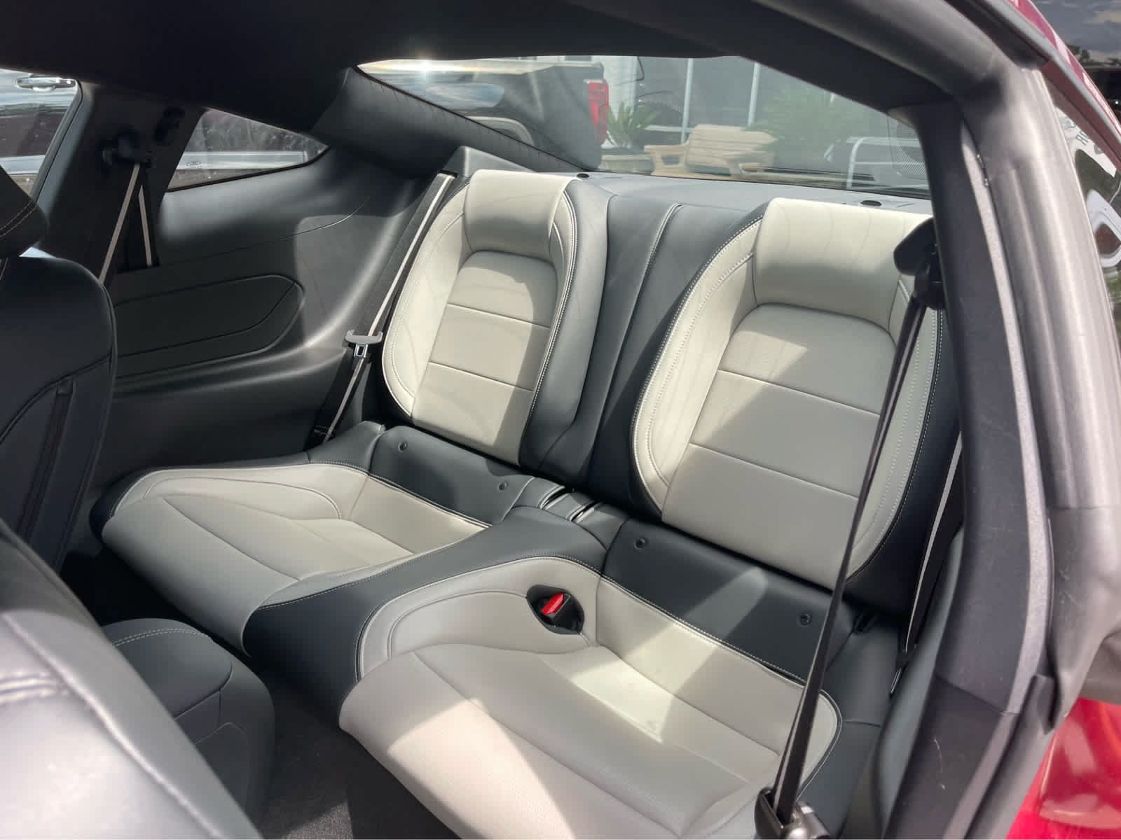 Used 2025 Ford Mustang Premium RWD image 19