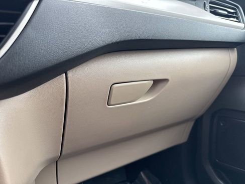 Certified 2022 Ford Escape SEL image 33