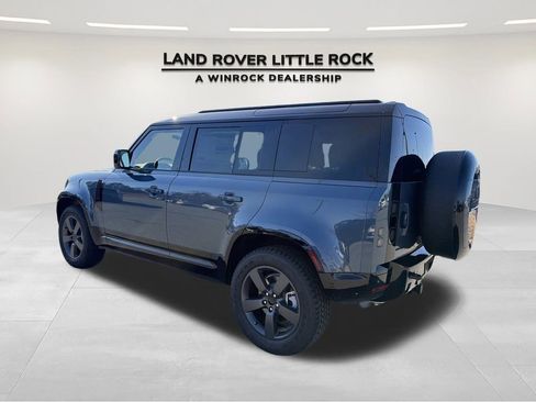 New 2026 Land Rover Defender 110 X-Dynamic SE AWD/4WD image 7