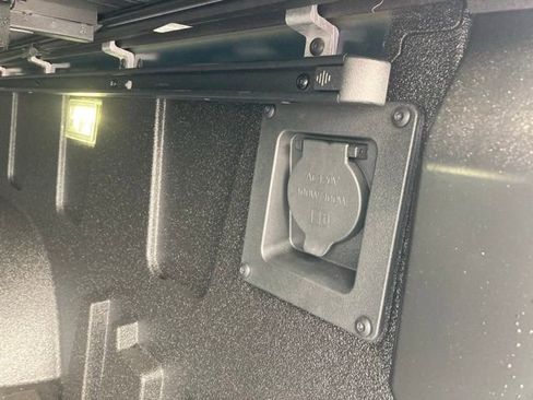 New 2025 Toyota Tundra Platinum image 9