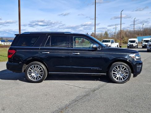 Certified 2022 Ford Expedition Platinum AWD/4WD image 7