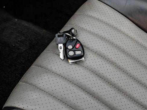 Used 2002 Chevrolet Camaro Z28 w/ SS Performance/Appearance Pkg RWD image 50
