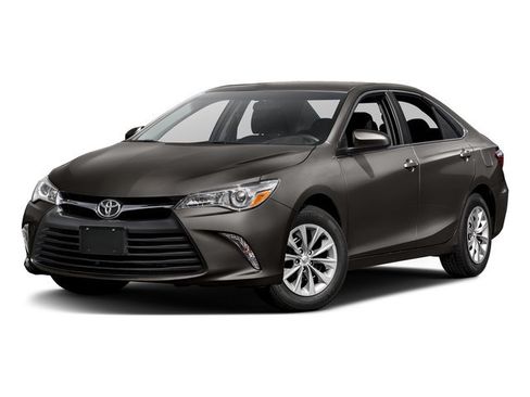 Used 2016 Toyota Camry XLE FWD image 1