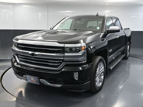 Used 2018 Chevrolet Silverado 1500 High Country AWD/4WD image 12