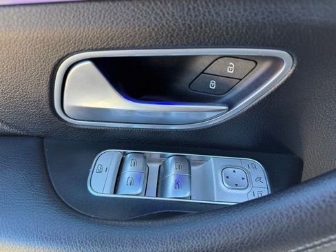 Used 2020 Mercedes-Benz GLE 350 w/ Premium Package image 10