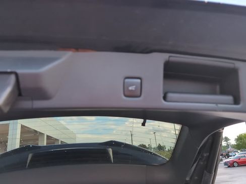 Used 2024 Ford Escape ST-Line FWD image 12