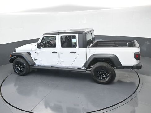 New 2026 Jeep Gladiator Sport image 40