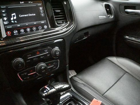 Used 2022 Dodge Charger SXT w/ Plus Group image 4