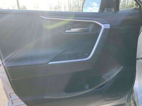 Used 2021 Toyota RAV4 XSE w/ XSE Grade Weather Package image 18