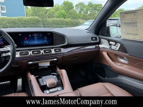 New 2026 Mercedes-Benz GLS 450 4MATIC image 16