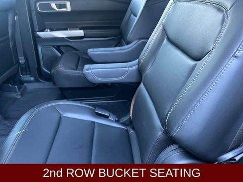 Used 2024 Ford Explorer XLT w/ Equipment Group 202A image 21