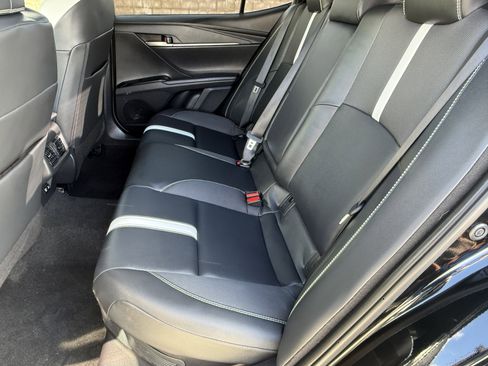 Used 2025 Toyota Camry SE w/ Convenience Package image 30