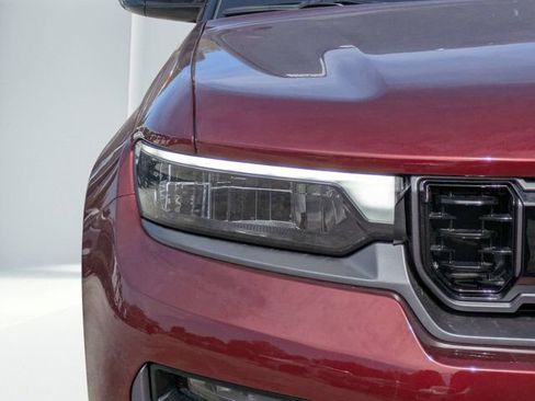 New 2026 Jeep Grand Cherokee L Summit w/ Obsidian Package AWD/4WD image 9