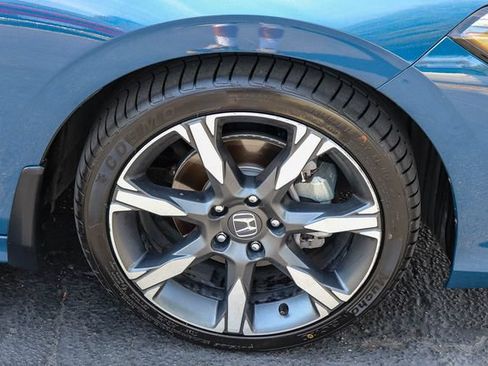 Certified 2025 Honda Civic Sport image 8