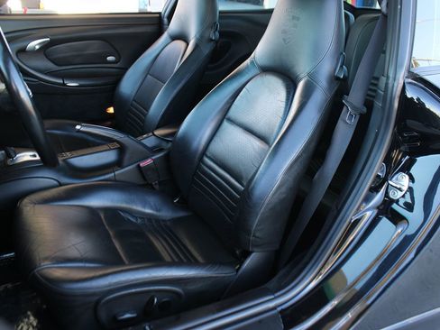 Used 2004 Porsche 911 Carrera 4S image 16