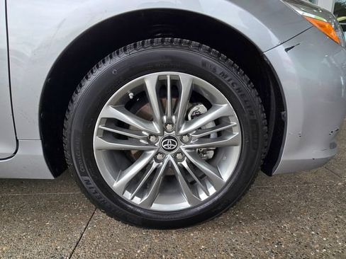 Used 2017 Toyota Camry SE w/ Moonroof Package FWD image 27