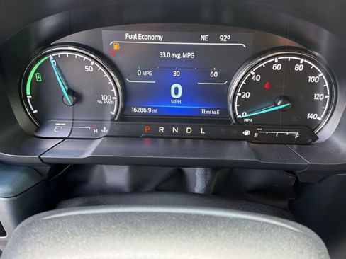 Certified 2024 Ford Maverick Lariat FWD image 22