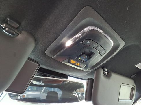 Certified 2024 Toyota Corolla SE image 23