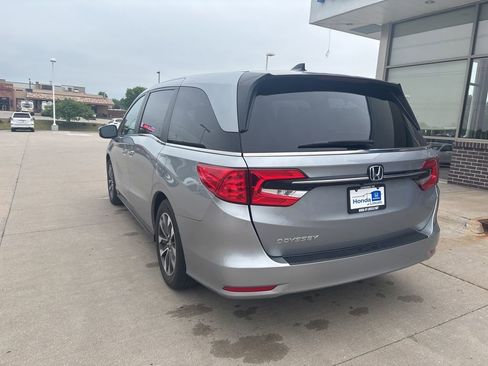 Used 2023 Honda Odyssey EX-L image 7