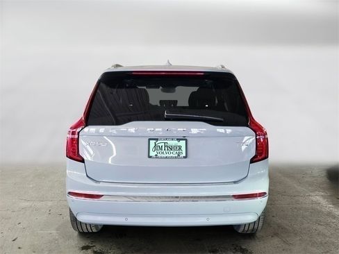 New 2026 Volvo XC90 T8 Plus w/ Protection Package Premier image 6