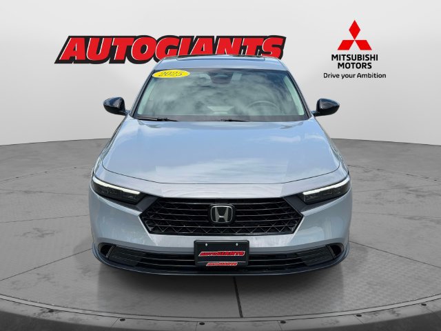 Used 2025 Honda Accord SE image 4