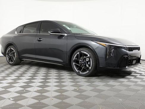 New 2026 Kia K4 GT-Line image 3