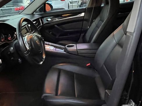 Used 2016 Porsche Panamera 4S image 12